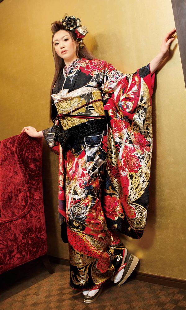 京友禅振袖・黒・金・赤色┃クール&ビューティー【菊京屋】