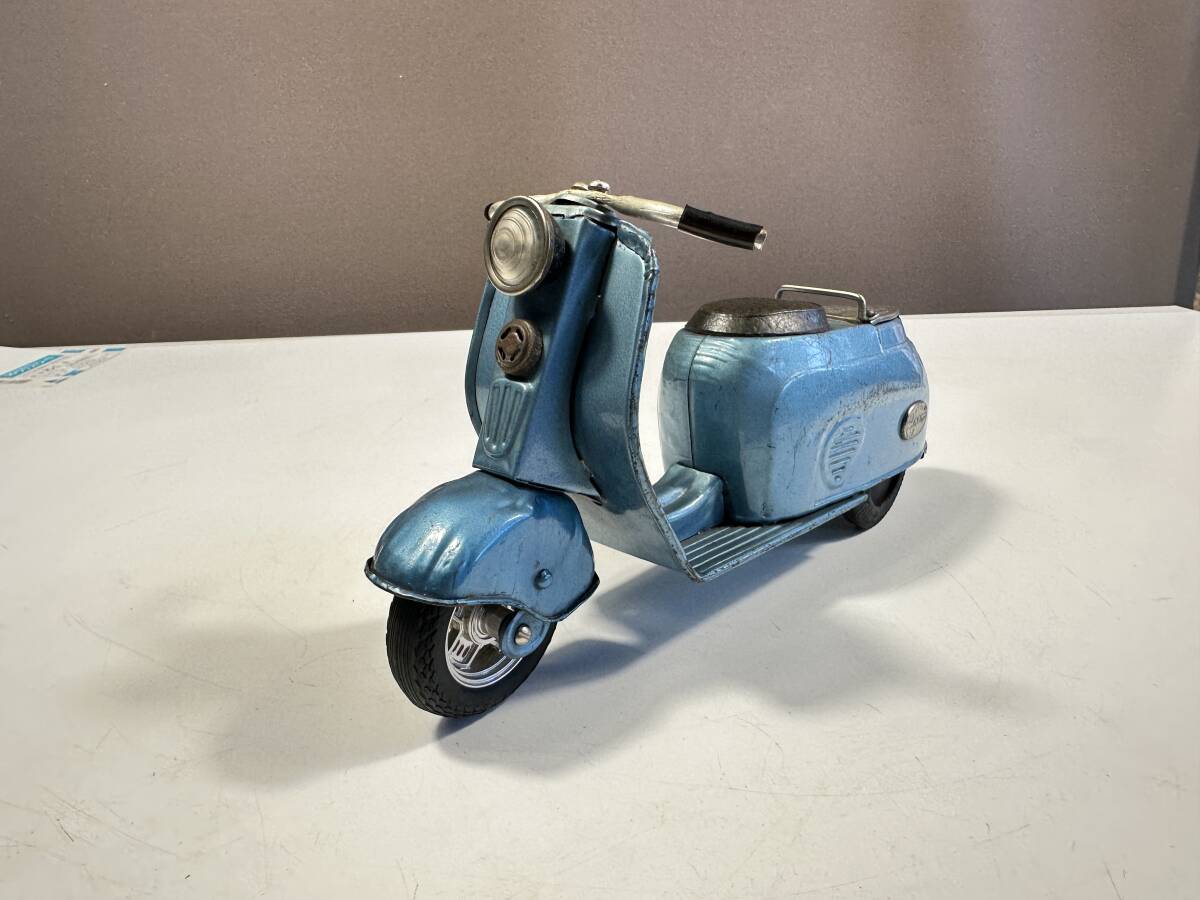 ブリキ のスクーター、旧バンダイのシルバーピジョン、ビンテージ 三菱