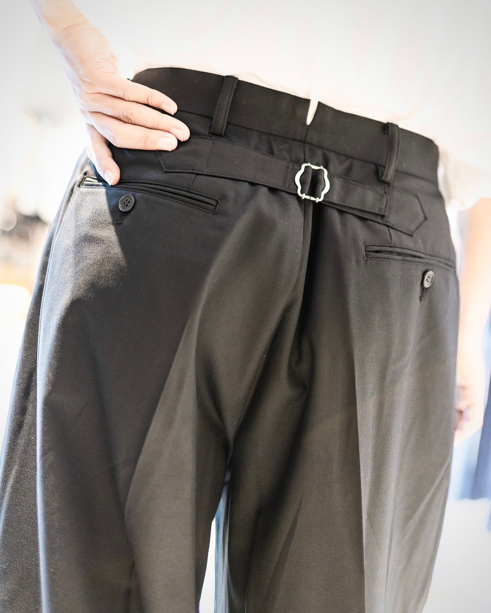 COMME des GARCONS HOMME ウールサージパンツ スタイル 8月3日(土)発売