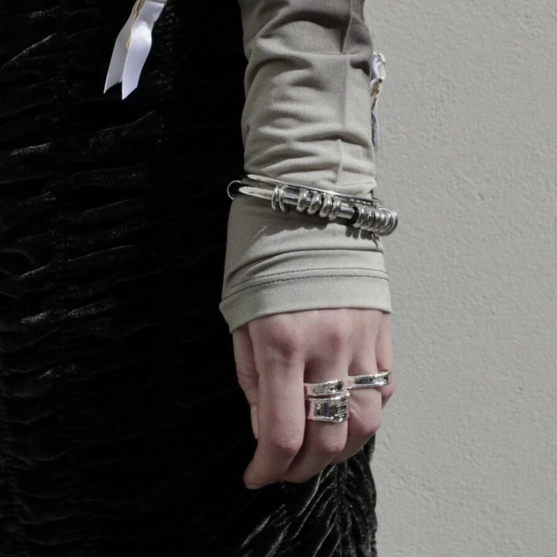 Coil bangle (2P) / Women's | Soierie Online Store