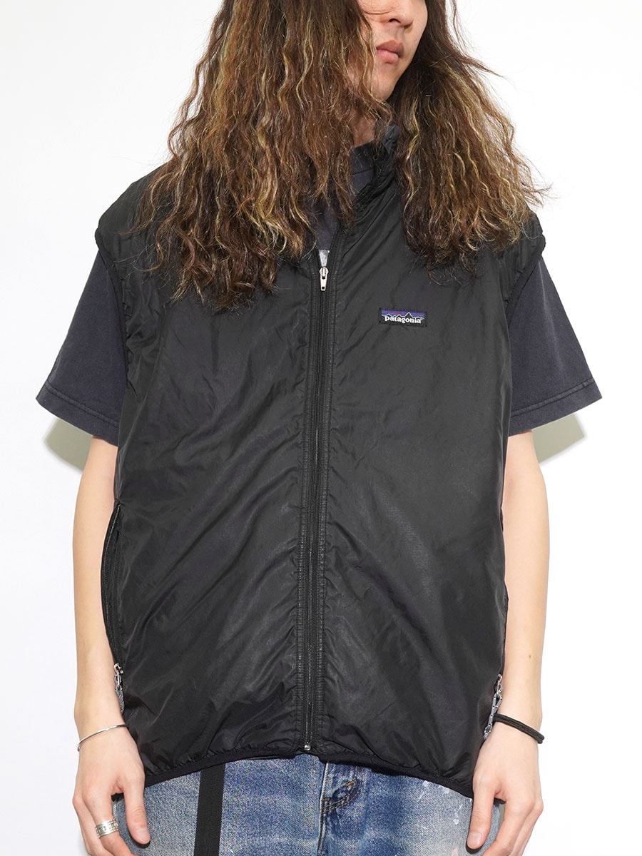 02's パタゴニア パフボールベスト ブラック 表記(XL) パッカブル