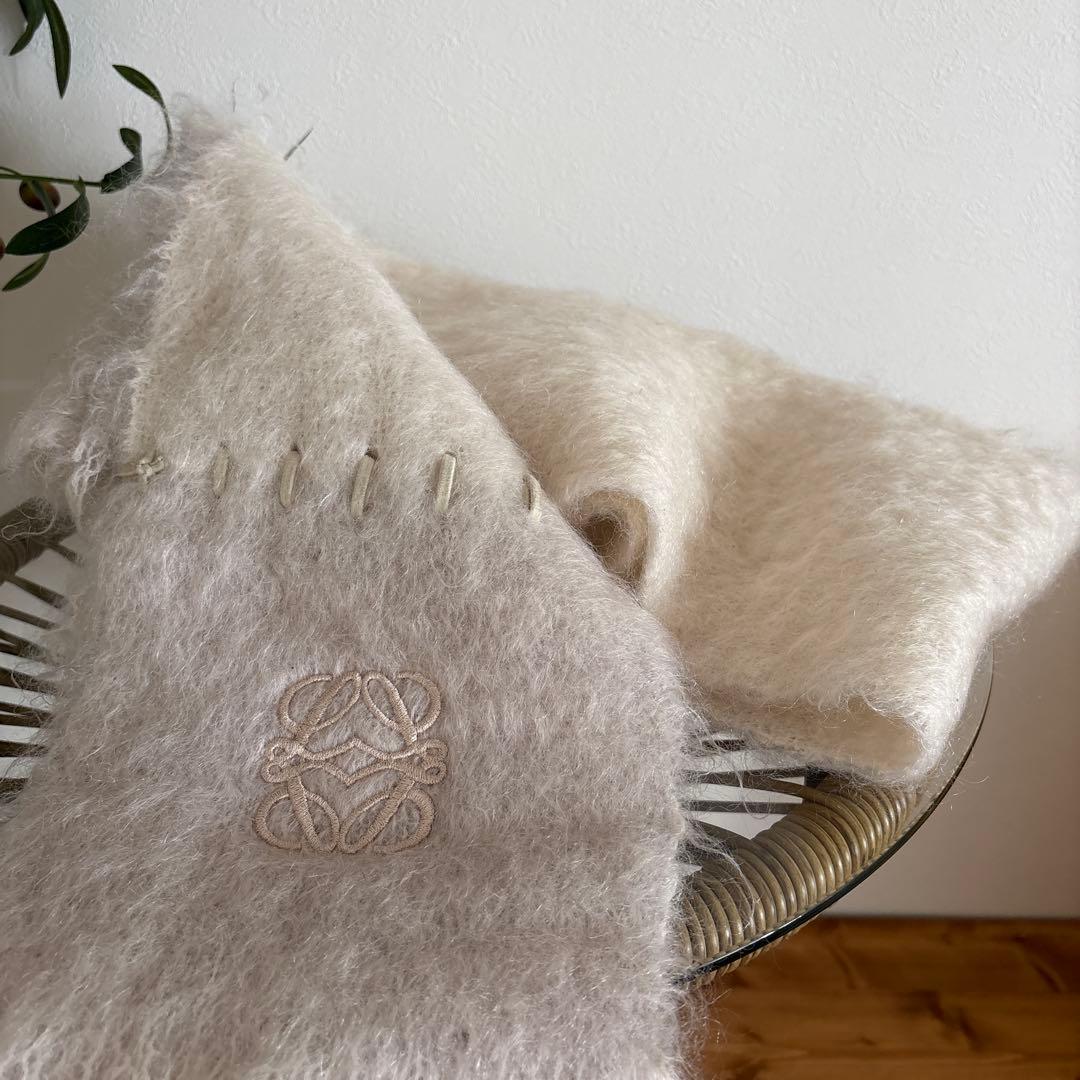 美品✨LOEWE ロエベ マフラー アナグラム刺繍 モヘヤ混 - メルカリ
